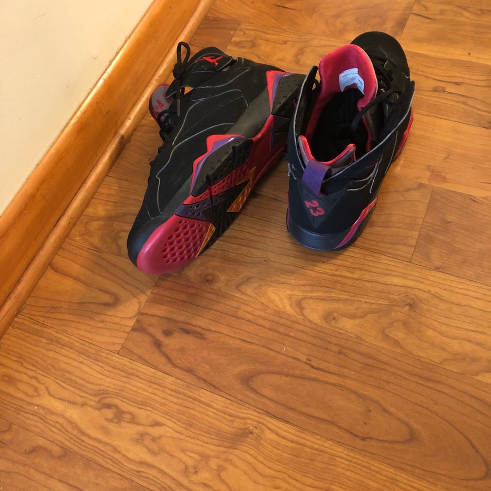Retro 7 Raptors